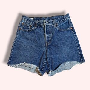Levi’s Women's Blue Denim Shorts Size 5